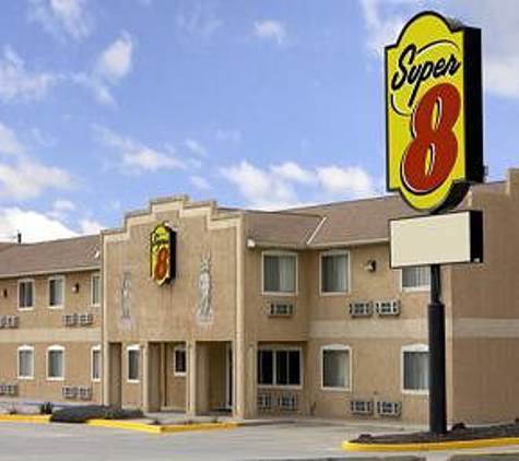 Super 8 by Wyndham Bloomfield - Bloomfield, NM