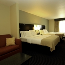 Holiday Inn Express & Suites Marion by IHG - Hotels