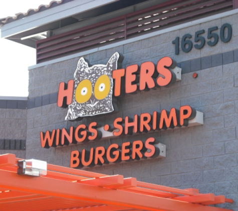 Hooters - Peoria, AZ