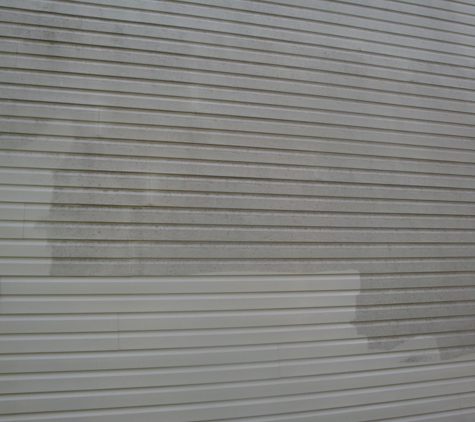 Home Sweep Home Cleaning Service, LLC - Olathe, KS. Removing mold from siding