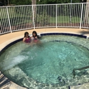 Poolside Bar & Grill - Restaurants