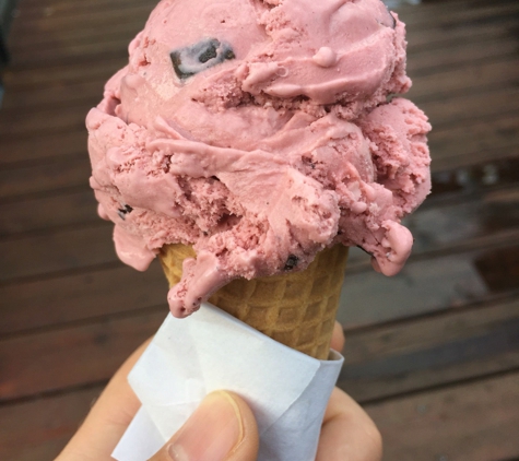 Capannari Ice Cream - Mount Prospect, IL