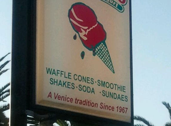 Venice Avenue Creamery - Venice, FL