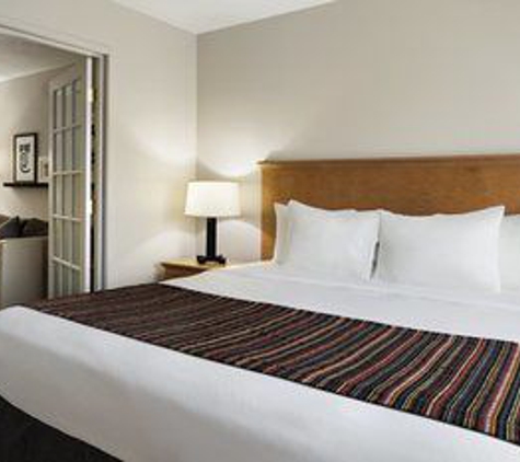 Country Inns & Suites - Columbus, OH