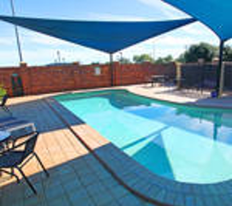 Cotswold Motor Inn