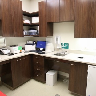 MedPost Urgent Care - Northborough, MA. MedPost medical lab room