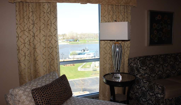 DoubleTree by Hilton Hotel Bay City - Riverfront - Bay City, MI