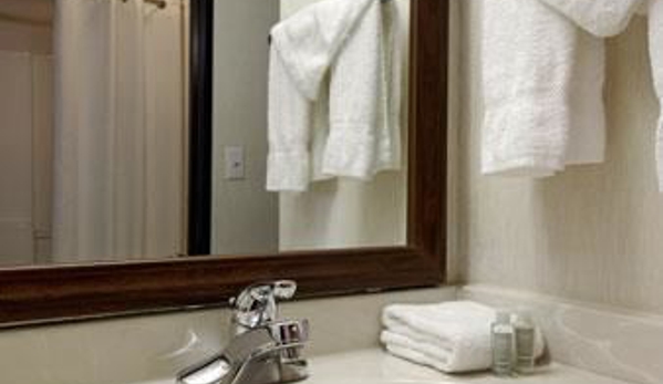 Baymont Inn & Suites - Whitewater, WI