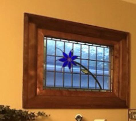 Universal Stained Glass Designs - Oak Park, MI. Custom made stained glass window