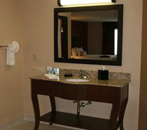 Hampton Inn & Suites Peru - Peru, IL