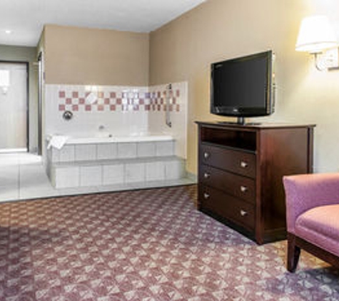 Comfort Inn - Defiance, OH