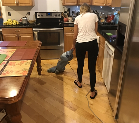 Kristina's Brilliant Cleaning - Passaic, NJ. Kitchen cleaning.