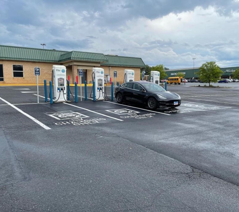 EVgo Car Charging Station - Fairfax, VA