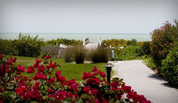 Sanibel Moorings Condominium Resort. - Sanibel, FL