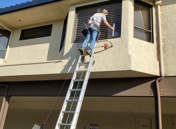 Speedy's  Window Cleaning - Napa, CA