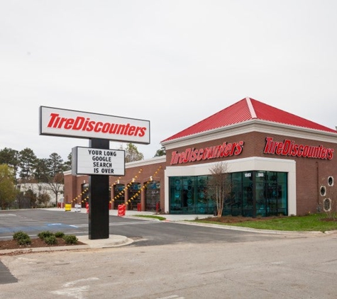 Tire Discounters - Chattanooga, TN