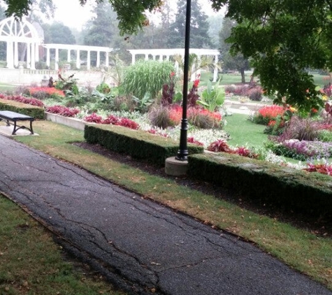 Lakeside Park & Rose Garden - Fort Wayne, IN