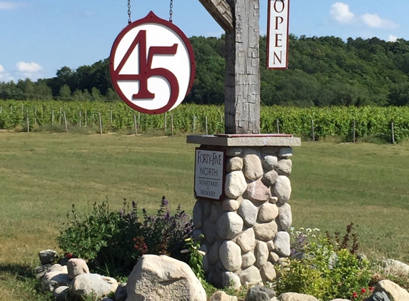 Forty Five North Vineyard - Lake Leelanau, MI