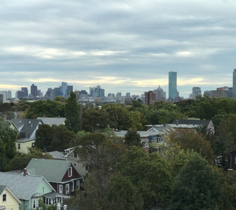 Courtyard by Marriott - Cambridge, MA