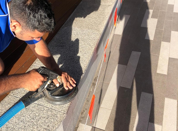 Zoom Office Cleaning - Chandler, QLD