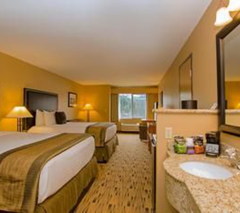 Best Western Plus Columbia River Inn - Cascade Locks, OR