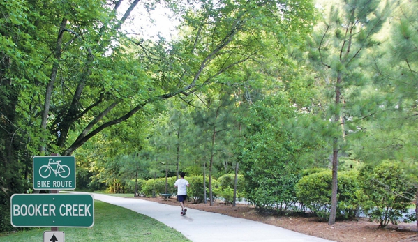 Booker Creek Townhouse Apartments - Chapel Hill, NC