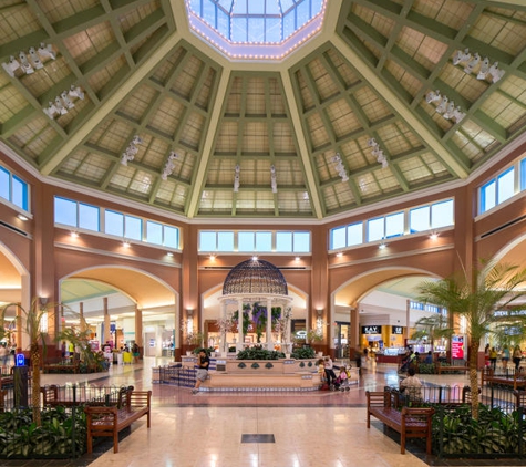 Pembroke Lakes Mall - Pembroke Pines, FL