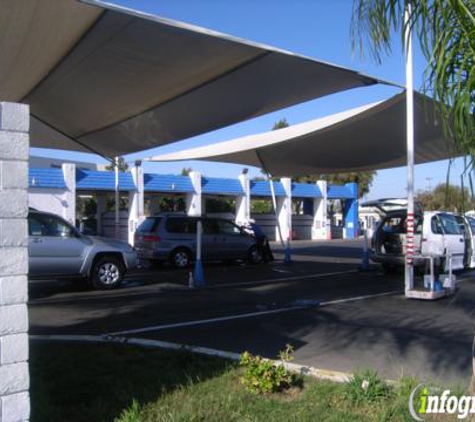 Bixby Knolls Car Wash - Long Beach, CA