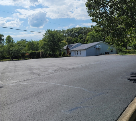 R.E.L. Asphalt Sealcoating - paris, TN