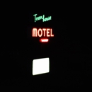 Townhouse Motel - Motels