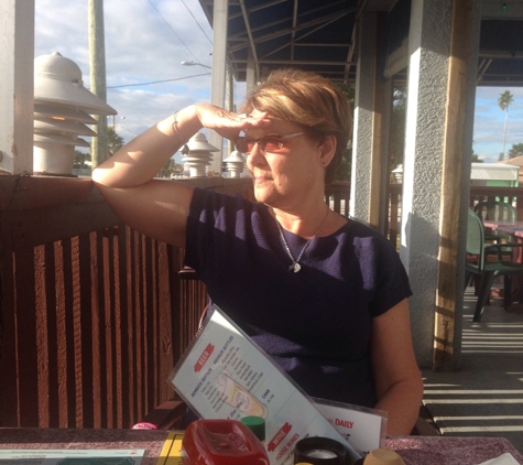 Oyster Shucker - St Pete Beach, FL