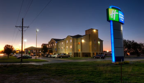 Holiday Inn Express & Suites Canyon - Canyon, TX