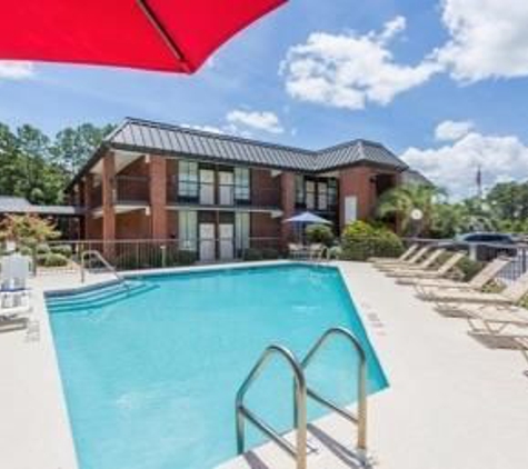 Days Inn by Wyndham Statesboro - Statesboro, GA