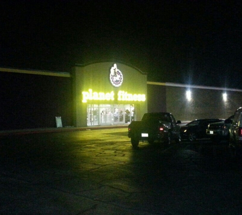 Planet Fitness - Haltom City, TX