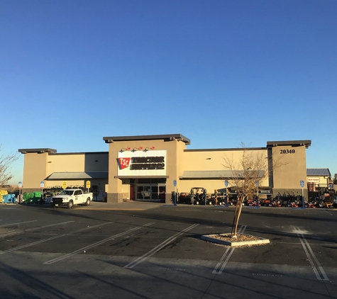 Tractor Supply Co - Apple Valley, CA