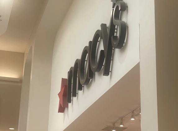 Macy's - Canton, OH