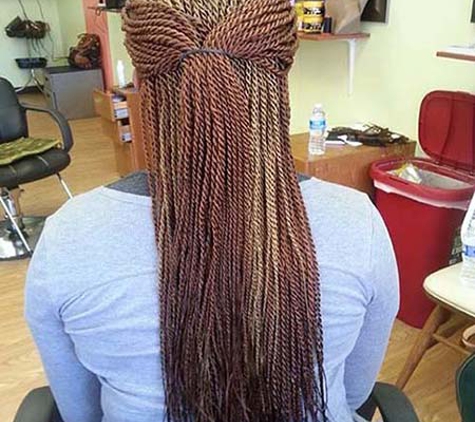 Sofia's African Hair Braids Salon - Cleveland, OH