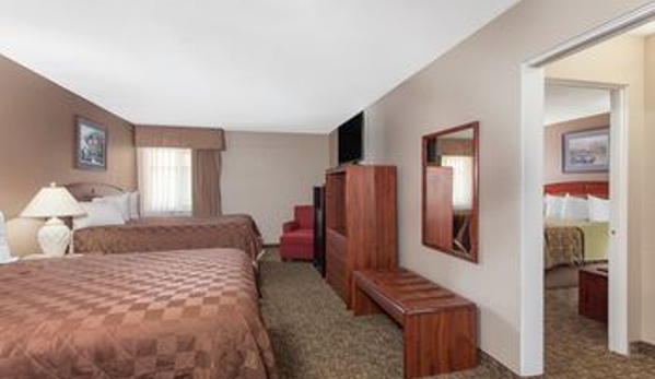 Ramada by Wyndham Fresno North - Fresno, CA