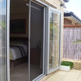 RETRACTASCREEN - Cheltenham, VIC