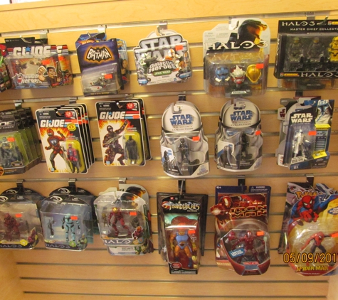 Pot of Gold Collectibles and More - Pleasant Hill, CA. Halo, GI Joe, Star Wars and so much more