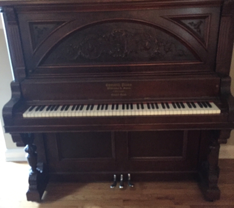 Metro Movers - New Baltimore, MI. Specializes in all piano types