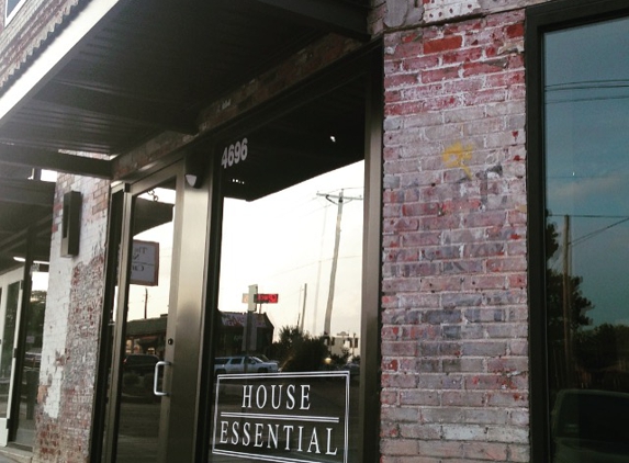 House Essential - Fort Worth, TX