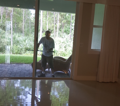 mesmerized cleaning service - west palm beach, FL