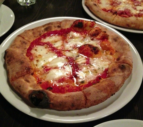 Benchmark Pizzeria - Albany, CA