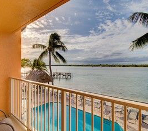 Hutchinson Island Plaza Hotel & Suites - Fort Pierce, FL