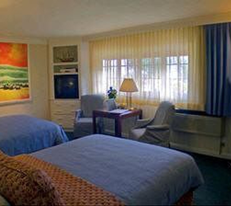 Bay Shores Peninsula Hotel - Newport Beach, CA