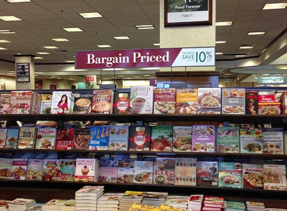 Barnes & Noble Booksellers - Henderson, NV