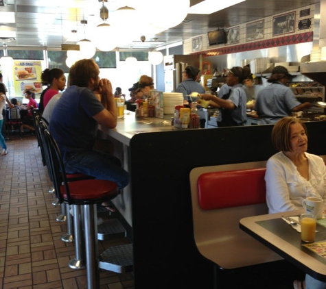 Waffle House - Apopka, FL