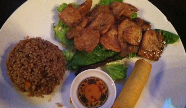 Lotus Vegan Thai Restaurant - North Hollywood, CA