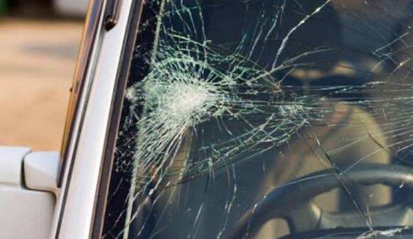 Matt's Windscreens - South Kempsey, NSW. Damaged Windscreen
